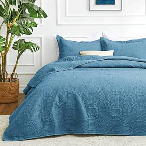 lot 13186 image: Loves cabin Quilts for Queen Bed Misty Blue Bedspreads Bedding Set - Lightweight Bedspread Comforter - Coin Pattern Bedding Coverlet for All Season - 3 Pieces (1 Quilt, 2 Pillow Shams)