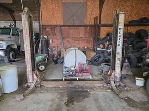 lot 4506 image: Weaver 7000 LBS 2-Post Automotive Lift  Model - AFH-70-8A