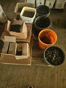 lot 4554 image: Fasteners Lot Nails Screws Mixed Hardware Bulk