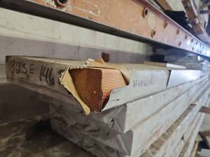 lot 14012 image: 1 Laminated Lumber Board