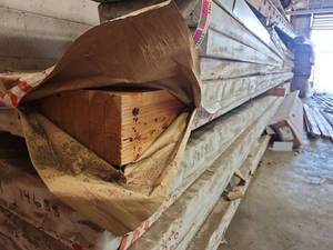 lot 14019 image: 1 Laminated Timber Beam