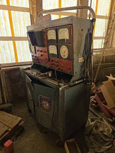 lot 4609 image: Sun Electric EET-1120 Electronic Engine Tester - Model 1120