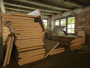 lot 4646 image: Large Insulation Squares