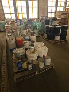 lot 14063 image: Large Lot of Mixed Paints