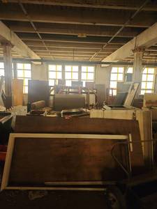 lot 14067 image: Mixed Lot of Metal Parts, Construction, and Gym Equipment