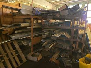 lot 14088 image: Mixed Lot of Vinyl Siding Contents of 1 Shelf