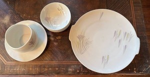 lot 2004 image: Johann Haviland (1) Handled Platter (approximately 11 inch diameter) Fruit Bowls (6) and Gravy Boat (1)