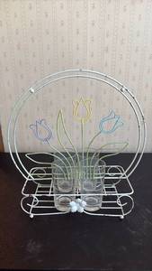 lot 2067 image: Vintage Spring Time Glass Caddy 15 inch tall