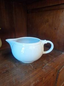 lot 3027 image: Antique SMITH & TAYLOR Rare LURAY Pastel Baby Blue Creamer