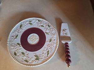 lot 3042 image: vintage-style ceramic cake plate paired with cake server with unique crimson bead handle
