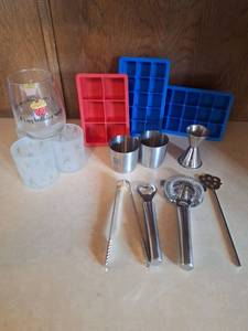 lot 3046 image: Bartending Tool Set with Silicone Ice Cube Molds and Glassware