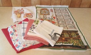 lot 4013 image: Vintage and Modern Dish Towels (one with perpetual calendar)