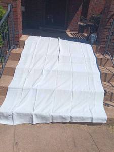 lot 4016 image: 100 inch by 66 inch Table Cloth