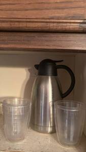 lot 4029 image: Stainless Steel Thermal Carafe with Black Lid and Handle - Two Plastic Double Wall Insulated Tumblers