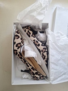 lot 5002 image: Calvin Klein Pumps Dolly Leopard Pony  Size 9M