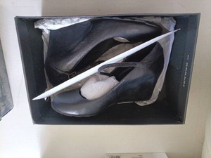 lot 5012 image: Black Wedges size 8.5