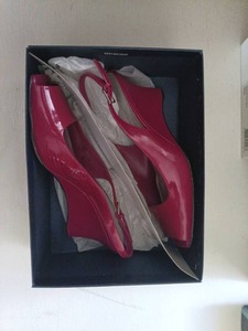 lot 5018 image: Anne Klein BLUSH Dark Pink Patent Slingback Wedge Heels Size 9 M