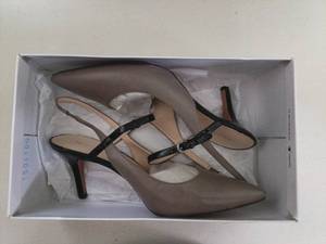 lot 5025 image: Nine West Womens Heeled Pumps Size 9 M GrayBlack
