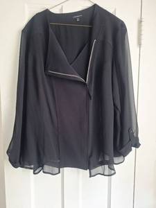 lot 5058 image: Lane Bryant Black Wrap Blouse with Zipper Detail Size 22