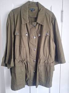 lot 5064 image: Glamour X Lane Bryant Button-Front Jacket Size 22