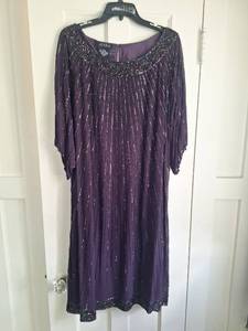 lot 5068 image: JKARA Beaded Pleated Dress Size 22W Style 40518EW