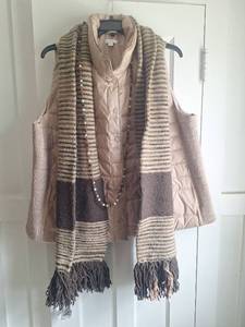 lot 5072 image: J. Jill Down Vest Size 3X with Striped Scarf and Beaded Necklace