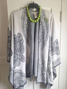 lot 5077 image: Soft Surroundings Open Cardigan Paisley Print 100% Cotton & 2 Necklace Earring Sets