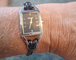 lot 5094 image: DKNY Ladies Stainless Steel Wristwatch