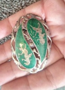 Vintage Siam Sterling Niello Brooch: Green Mekkalah Goddess Openwork