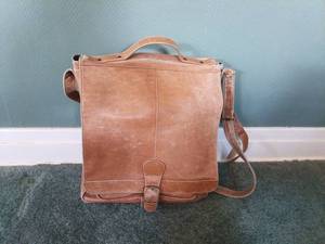 lot 5223 image: Leather Satchel