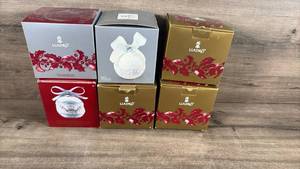 lot 140 image: Lladro Annual Christmas Ball Ornaments Collection - Set of 6
