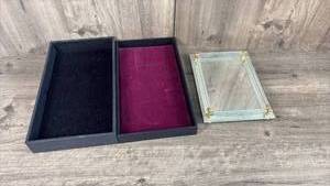 lot 226 image: Glass Mirror Tray with Gold Tone Corners and Velvet-Lined Display Boxes Set