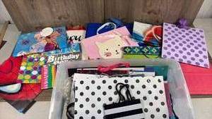 lot 251 image: Lot of Decorative Gift Bags and Totes with Handles