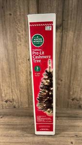 lot 265 image: Winter Wonder Lane Traditions Pre-Lit Cashmere Tree&nbsp