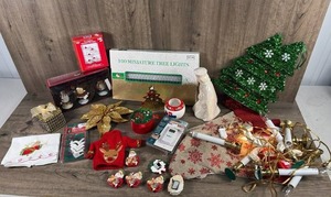 lot 287 image: Holiday Christmas Decoration Lot 100 Miniature Tree Lights Ornaments Candles