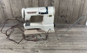 lot 291 image: Elna Supermatic Sewing Machine