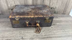 lot 296 image: Vintage Suitcase with Brass Hardware