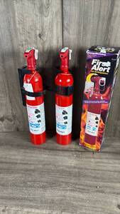 lot 330 image: First Alert Fire Extinguisher Lot 3 Cylinders 1 Boxed FE10