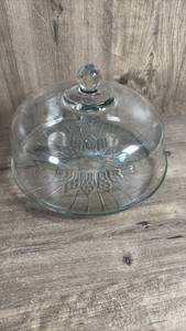 lot 356 image: Glass Cake Dome with Sunflower Motif Base and Finial Lid