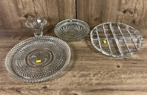 lot 362 image: Glassware