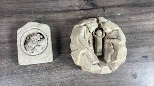 lot 382 image: Garuth 1997 Carved Relief Ornament Lot 2 Pieces