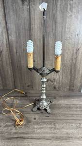 lot 394 image: 3-Arm Table Lamp with Sylvania CFL Bulbs and Wood Holders