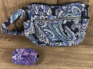 lot 403 image: Vera Bradley 2-Piece Bag Set Shoulder Bag Cosmetic Case Paisley Print