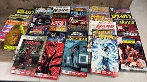 lot 417 image: Comic Book Lot Marvel DC IDW 20&nbsp