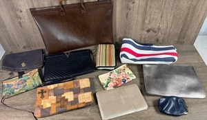 lot 441 image: Lot of Assorted Wallets Clutches Pouches Mixed Brands Colors