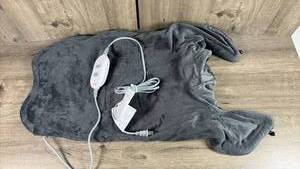 lot 448 image: Sunbeam Heated Massage Blanket with Dual Controls
