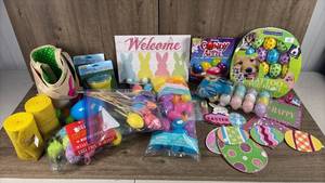 lot 483 image: Easter Egg Hunt Bundle Decorations&nbsp