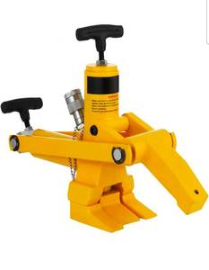 lot 20030 image: Bead Breaker Tool 10,000PSI Air Hydraulic Foot Pump for Tractor Truck Tire Bead Breaker with Feet and Claw Commercial Tractor Truck Tire Hydraulic Changer - Retail $134