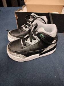 lot 61972 image: Jordan Brand Jordan 3 Retro (Td) - 5C - Retail $70