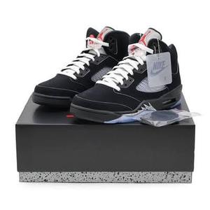 Air Jordan 5 Retro "BLACK METALLIC REIMAGINED" 2025 - 9.5 - Appears Pre-Owned, Great Condition  - Retail: $473
